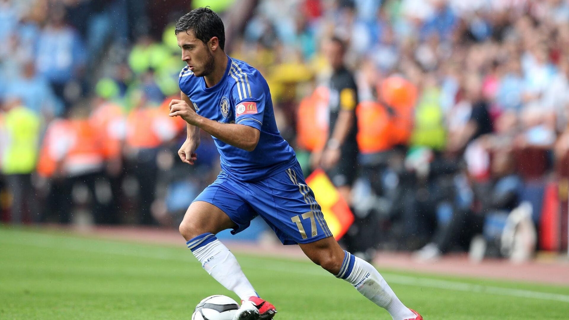 南美解放者杯决赛激战正酣，南美豪门争夺荣耀，南美解放者杯是什么比赛